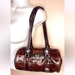 NEW CROC EMBOSSED 6-POCKET HEART CHARM KEY CLIP BRAID STRAPS BARREL SHOULDER BAG